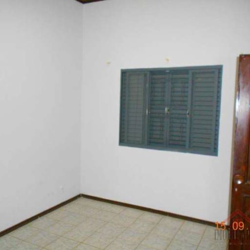 Casa no Centro de Jaú - Aluguel R$1000,00 por Imobiliaria Perlatti