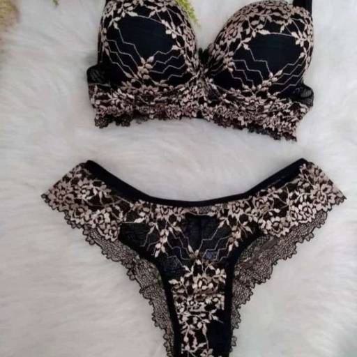 Conjunto de Lingerie - Preto/champanhe rendado  por SILINGERIES