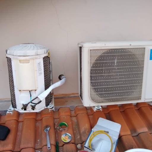 Comprar o produto de Instalação de Ar Condicionado em Bauru em Ar Condicionado pela empresa Limpoar - Limpeza e Instalação de Ar Condicionado em Bauru em Bauru, SP por Solutudo