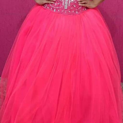 Vestido de Debutante Rosa Pink com Tule por Aguiar Noivas, Festas e Ternos