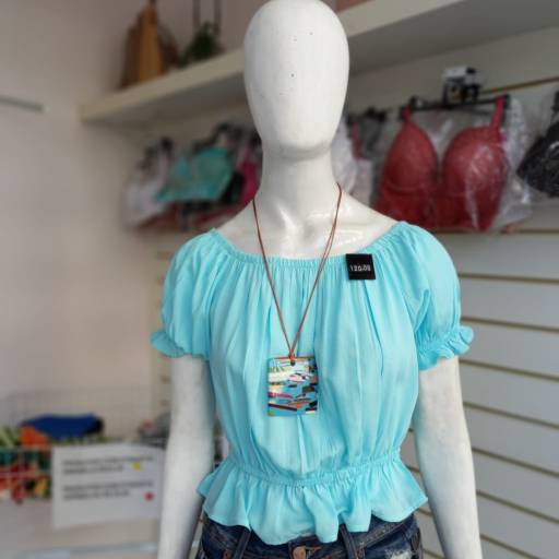 Blusa ciganinha azul em Bauru por Meninas Modas e Acessórios 