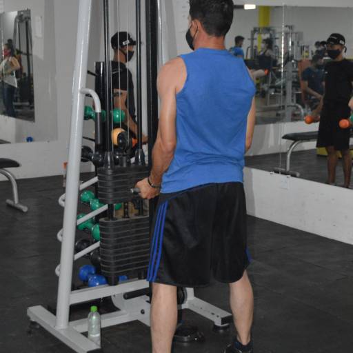  Treinamento de Musculação  por Centro de Treinamento Funcional Personalizado 