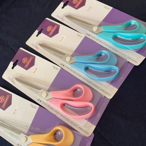 Tesoura para tecido profissional mundial em Bauru por Escola Moldare