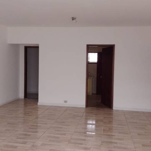 Venda de apartamento no Centro de Poços de Caldas. por Toledo Assessoria