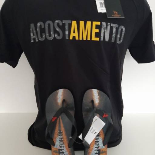 Kit Chinelo e Camiseta Acostamento