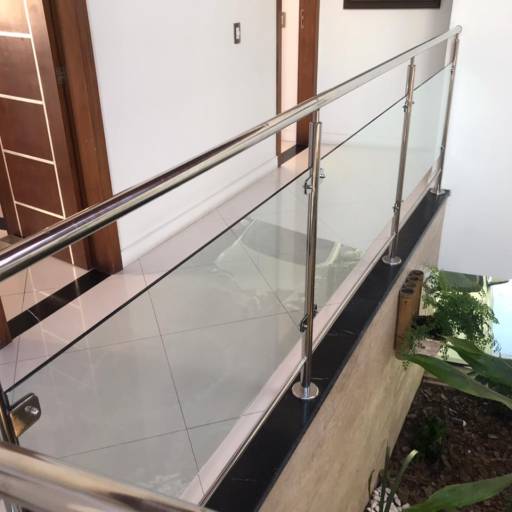 Residência condomínio Vila do Mar em Manguinhos, Serra - ES por Hevittek Solution At Home Service