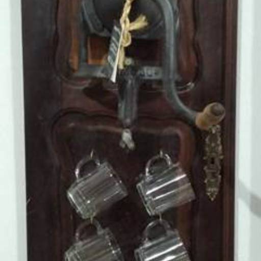 Cantinho de Café com Moedor de Café 95 x 39 cm em Foz do Iguaçu, PR por Home Rústico - Artefatos de Madeira