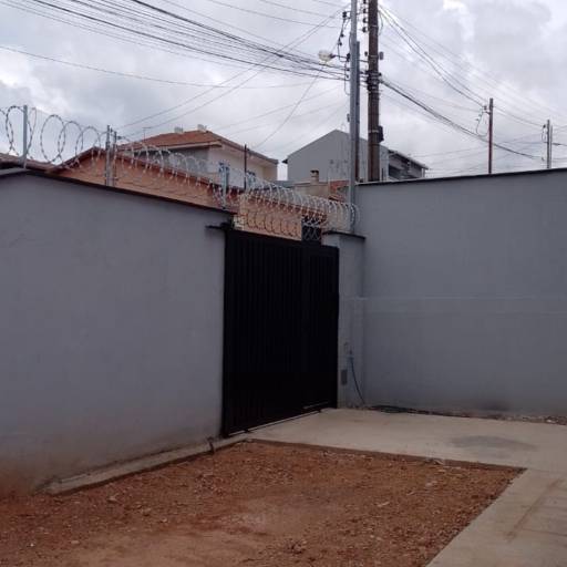 Casa no Itamaraty  por Toledo Assessoria