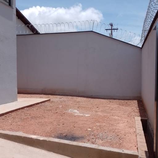 Casa no Itamaraty  por Toledo Assessoria