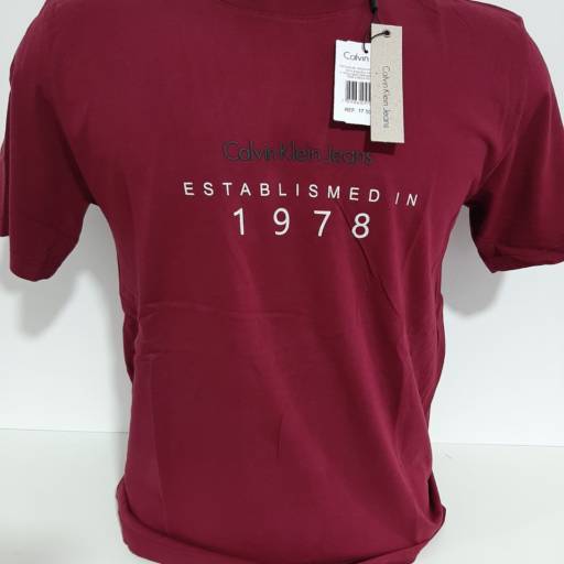 Camisetas Calvin Klein por Loja Kronnuz
