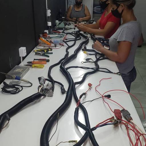 Conserto de chicotes elétricos