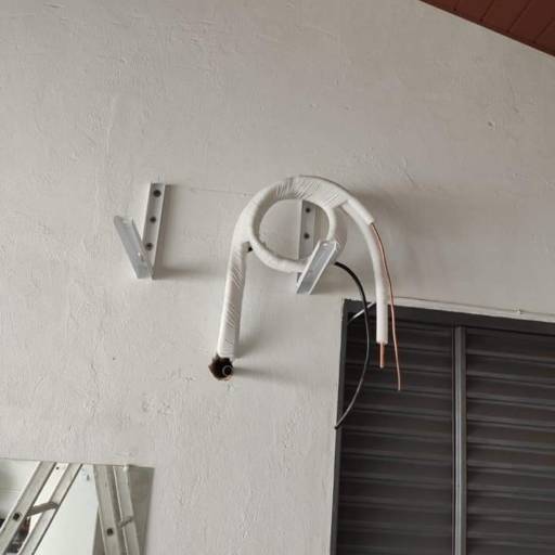 Instalações de Split Hiwall em Bauru por Top Ar Climatização