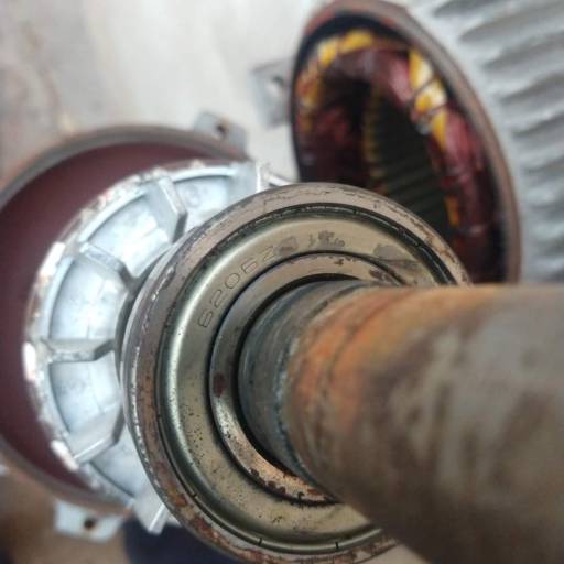 Troca de Rolamentos e Correias de Motores Ar Condicionado em Bauru por Top Ar Climatização