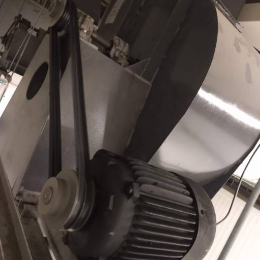 Troca de Rolamentos e Correias de Motores Ar Condicionado em Bauru por Top Ar Climatização