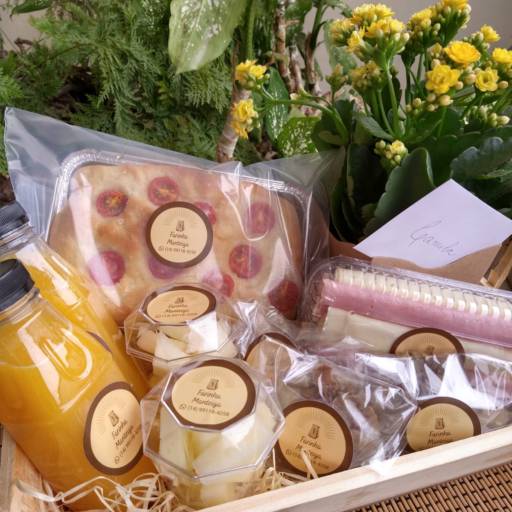 Cestas Personalizadas em Bauru por Farinha Manteiga - Padaria e Confeitaria