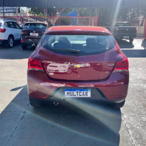 ONIX HATCH 1.0 4P FLEX LT em Bauru por Mult Car Bauru