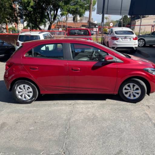 ONIX HATCH 1.0 4P FLEX LT em Bauru por Mult Car Bauru