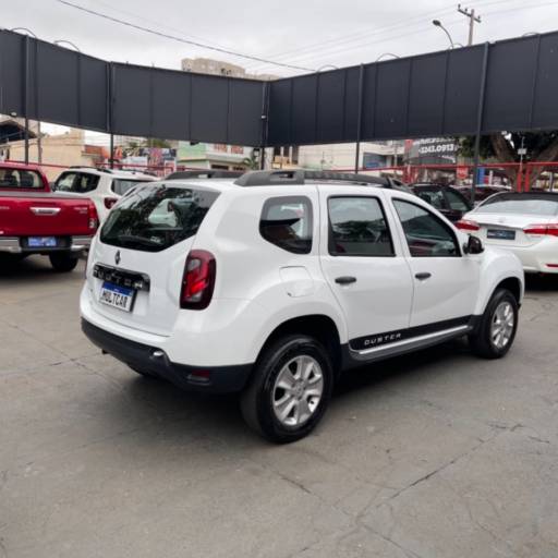 DUSTER 1.6 16V 4P FLEX EXPRESSION em Bauru por Mult Car Bauru