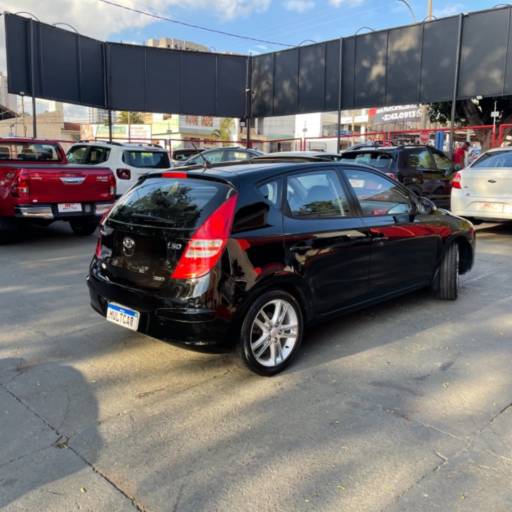 I30 2.0 16V 4P GLS AUTOMÁTICO em Bauru por Mult Car Bauru