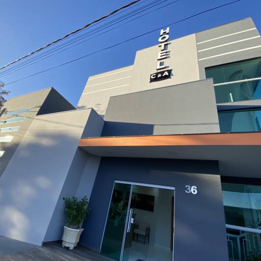 QUARTO: SOLTEIRO em Bofete, SP por Hotel C&A