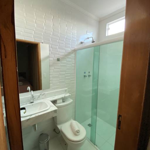 QUARTO: SOLTEIRO em Bofete, SP por Hotel C&A