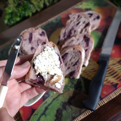 Pão de fermentação natural de azeitona Azapa - Bauru por Farinha Manteiga - Padaria e Confeitaria