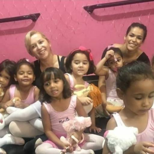 Ballet- (Baby Class ( 03 e 04 anos de idade)