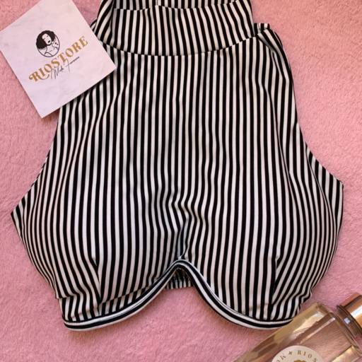 Cropped Ariela por R I O S T O R E - Moda Feminina