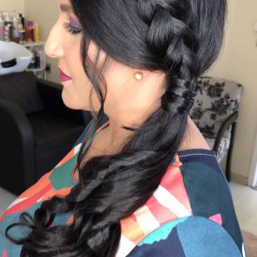 Penteados em Avaré por Studio Luciana Liar Cabeleireira Conceito Cachos e Companhia 