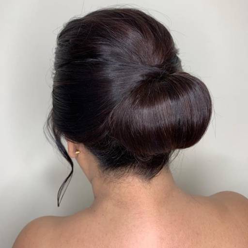 Penteados em Avaré por Studio Luciana Liar Cabeleireira Conceito Cachos e Companhia 