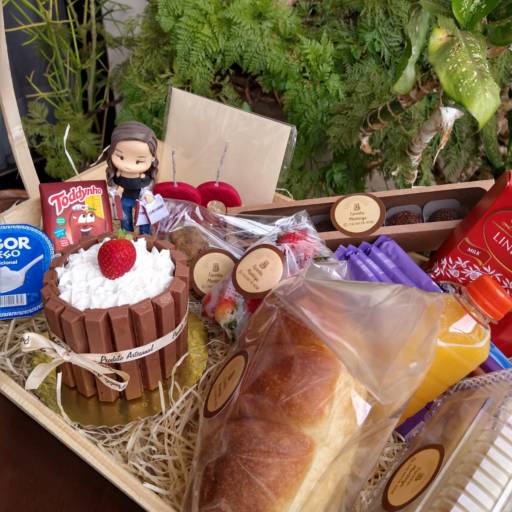 Cestas Personalizadas em Bauru por Farinha Manteiga - Padaria e Confeitaria