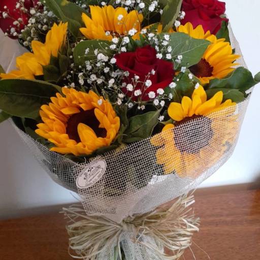 Cestas Personalizadas em Bauru por Farinha Manteiga - Padaria e Confeitaria