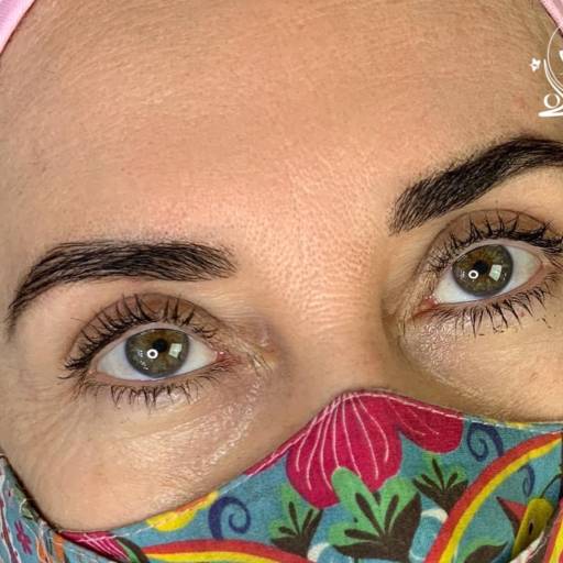 Técnica - Brow lamination para sobrancelhas por Dinard’s Hair Fashion