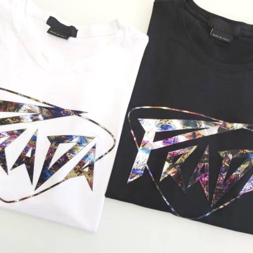 Camisetas Prada por Hik Store