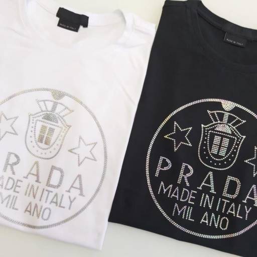 Camisetas Prada por Hik Store
