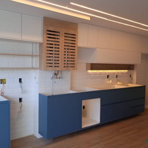 Cozinhas Planejadas por Frondeli móveis planejados (100% MDF)