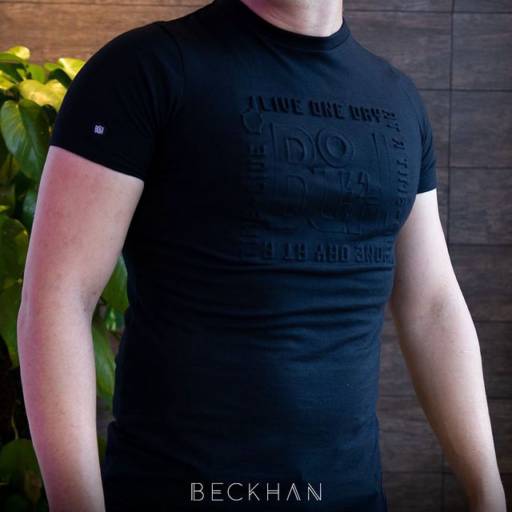 Comprar o produto de Camiseta Preta - Bauru em Camisetas pela empresa Beckhan Mens Wear em Bauru, SP por Solutudo