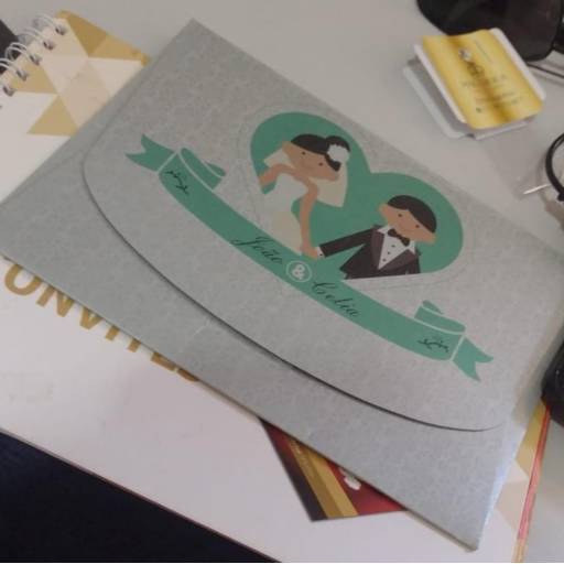 Convites de Casamento e Aniversário por Public Gráfica e Brindes