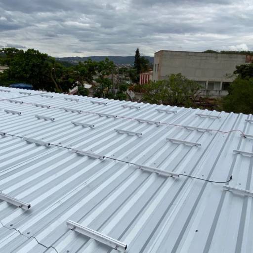 Energia solar para comércio por Voltaris Energia Solar