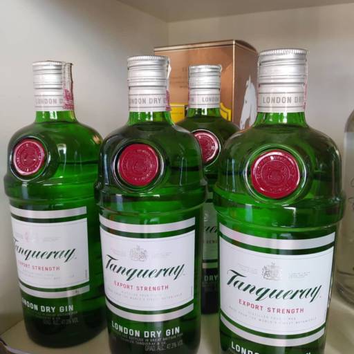 Comprar o produto de Gin Tanqueray em Bebidas Alcoólicas  pela empresa Dubai Tabacaria II em Mineiros, GO por Solutudo