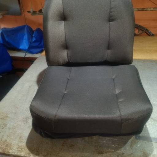 Reforma de Cadeiras de Bancos de Caminhonete 608 por Carlão Capoteiro e Estofador