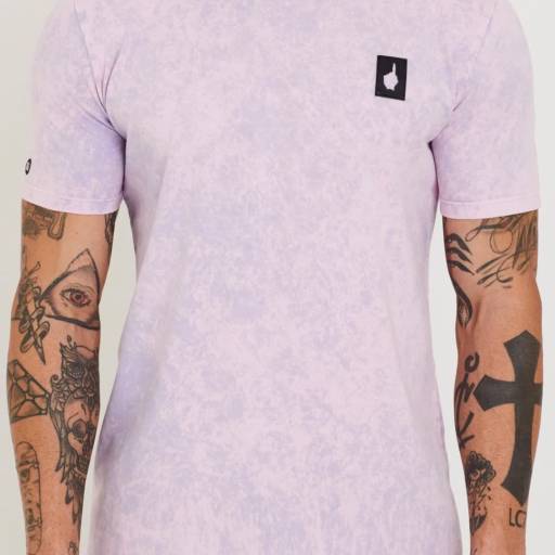 Comprar o produto de T-Shirt Respingos Lilás em Camisetas pela empresa Beckhan Mens Wear em Bauru, SP por Solutudo