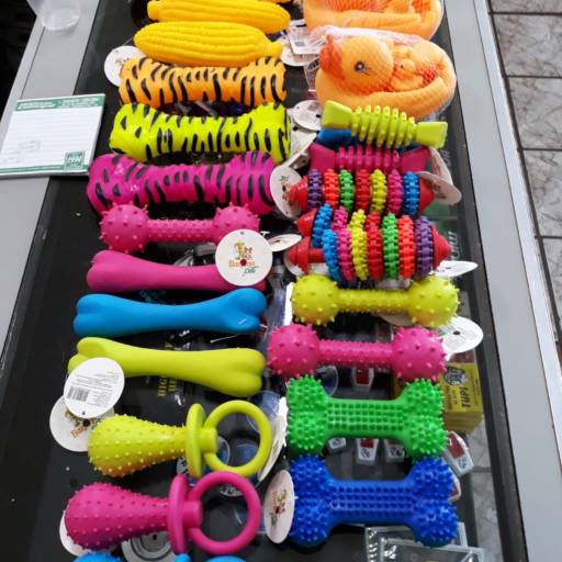 Variedades em BRINQUEDOS PET por Agropesca