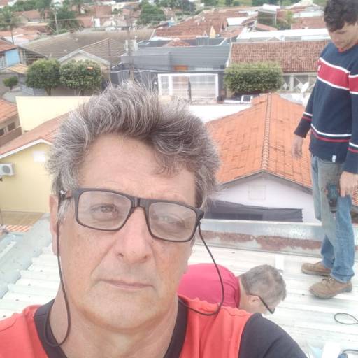 Instalações de Fotovoltaica no Condomínio Maria Isabel por Israel Bronharo Eletricista e Encanador em Marília