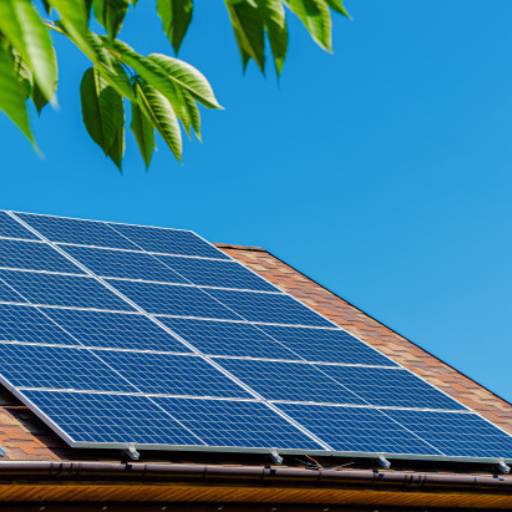 Energia solar residencial por Eletricvolts