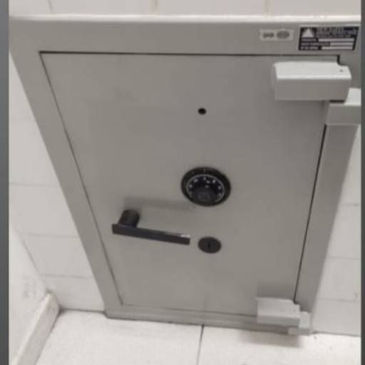 W Cofres - Instalação de fechadura eletrônica em cofre 