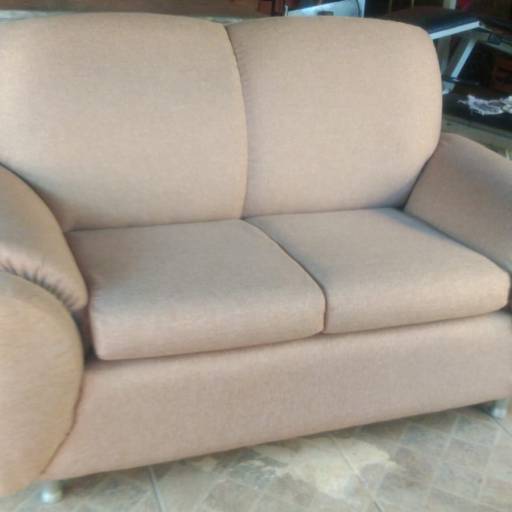 Troca de Estofamento - Material em Linho Caramelo por Carlão Capoteiro e Estofador