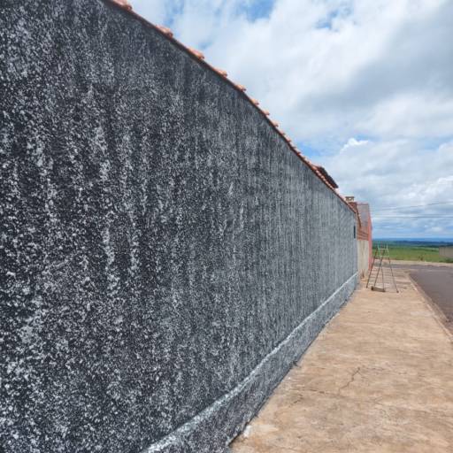 Serviço de Pintura realizado na Cohab 5 - Antes e Depois por Deca Pintor