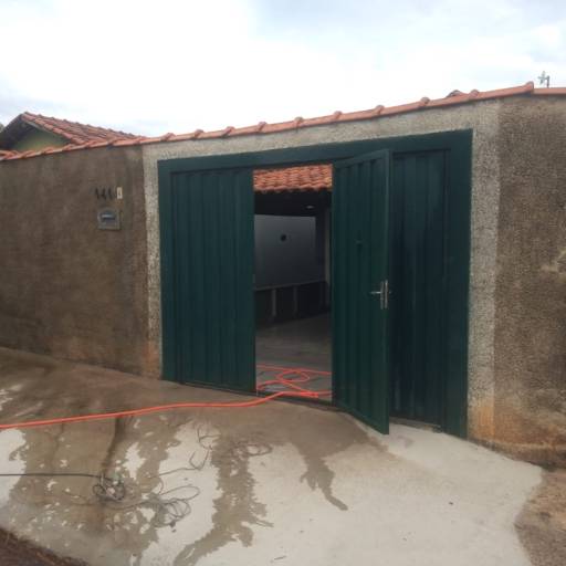 Serviço de Pintura realizado na Cohab 5 - Antes e Depois por Deca Pintor