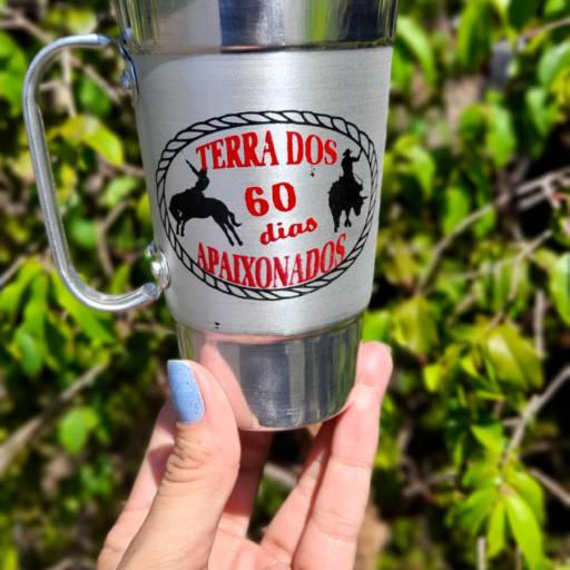 Caneca de alumínio personalizada  em São José do Rio Preto, SP por Public Gráfica e Brindes